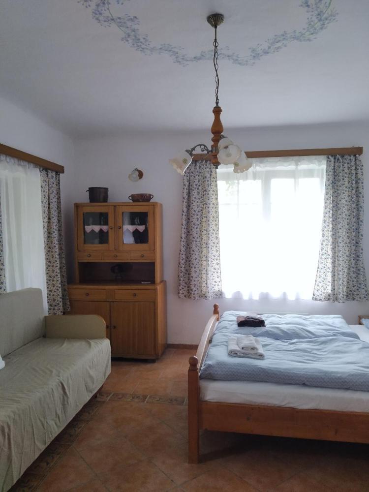 Ubytovani Pod Jilmem Zar Room photo