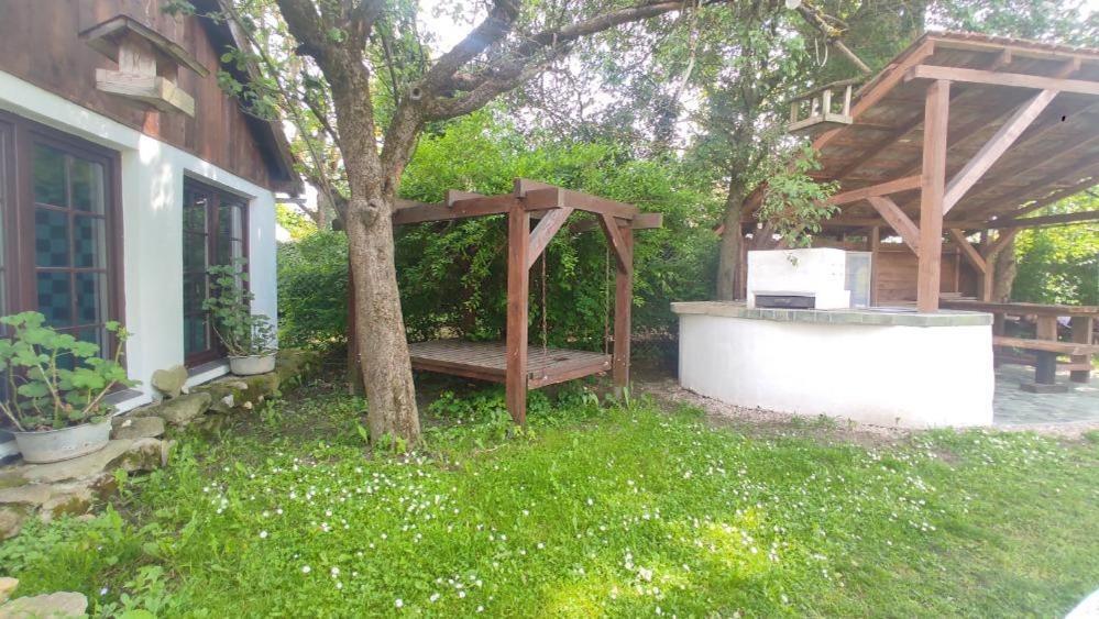 Ubytovani Pod Jilmem Zar Exterior photo